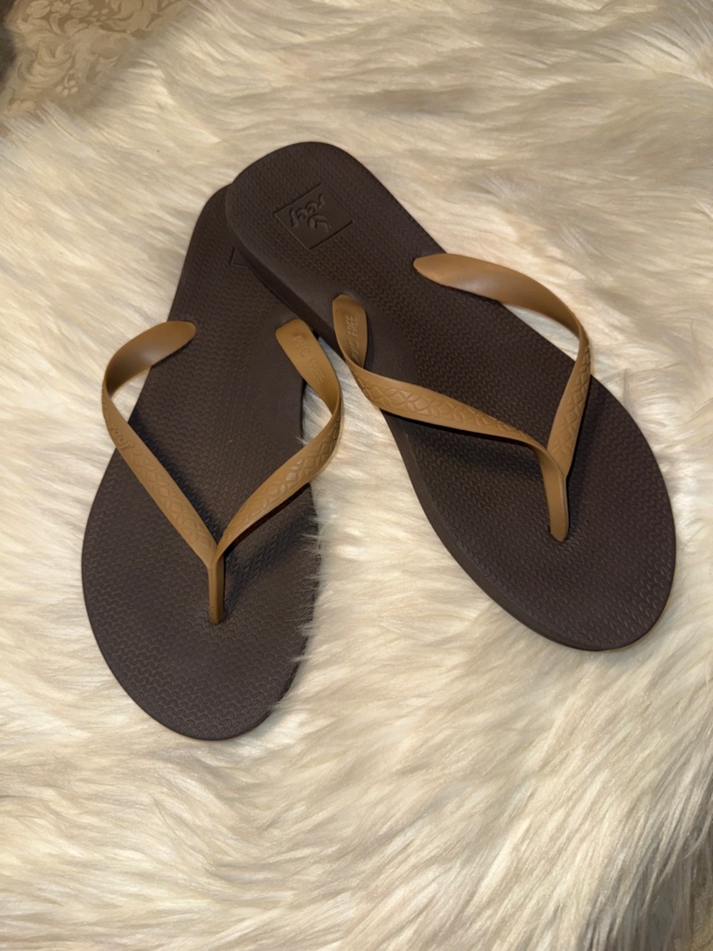 Reef Brown Flip Flop Sandals - Women's Casual Thong Slides Size 8